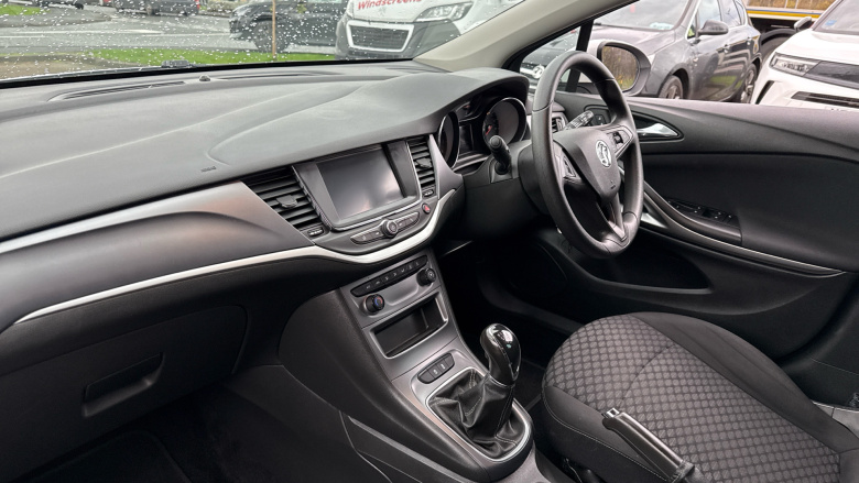 Vauxhall Astra 1.0T ecoTEC Design 5dr Petrol Hatchback